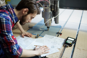 Engineer sketching medizintechnik-medixess-service